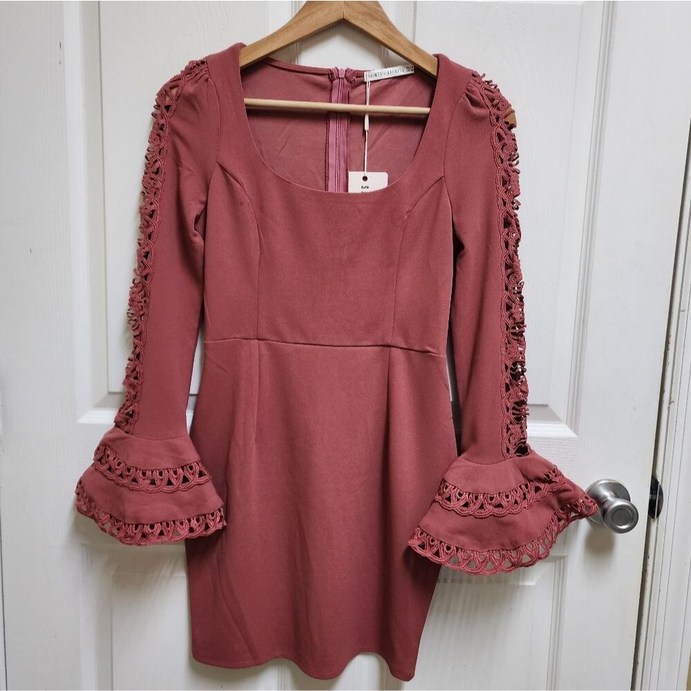 Saints + Secrets Rose Bell Sleeve Embroidered Cutout Bodycon Mini Dress M Chic
